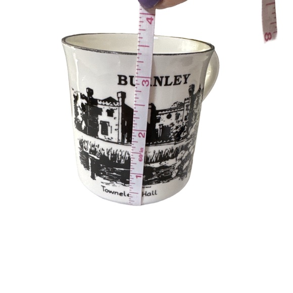 Burnley Townley Hall & Weavers' Triangle Scenic Mug - Bone China - Picture 4 of 4